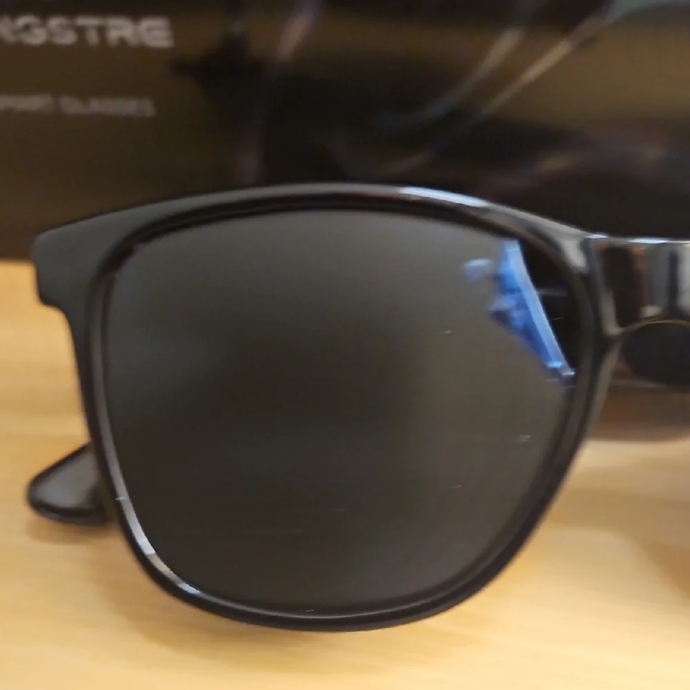 Sangstre Black Audio Smart Glasses with Gray Case